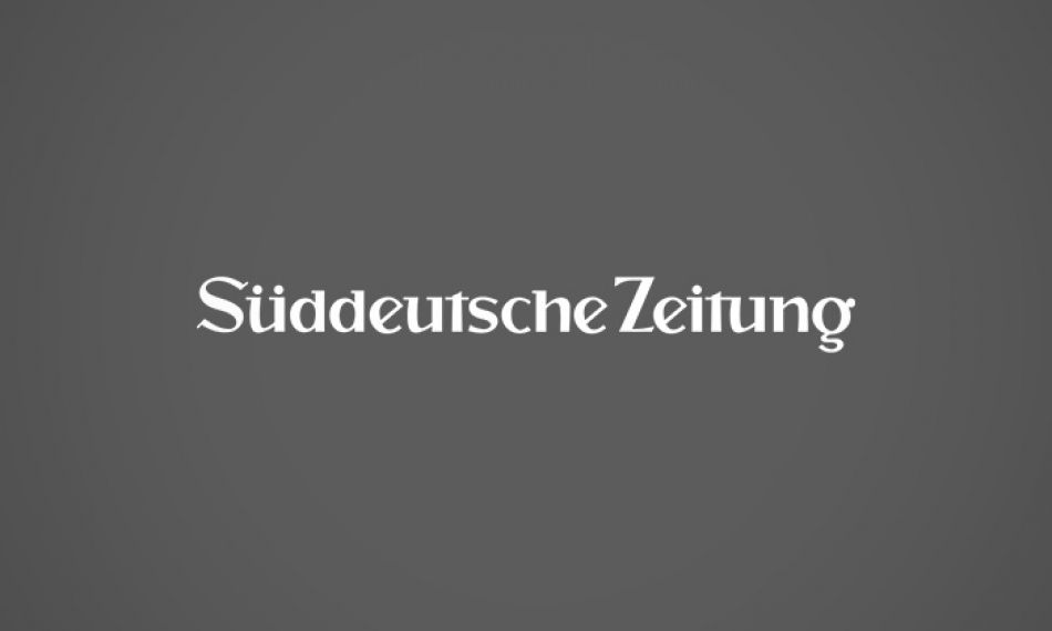 SüddeutscheZeitung  - “ Sanfte Revolution”  -  Jill Ader Macht Frauen Mut，Die SpitzeVorzustoßen