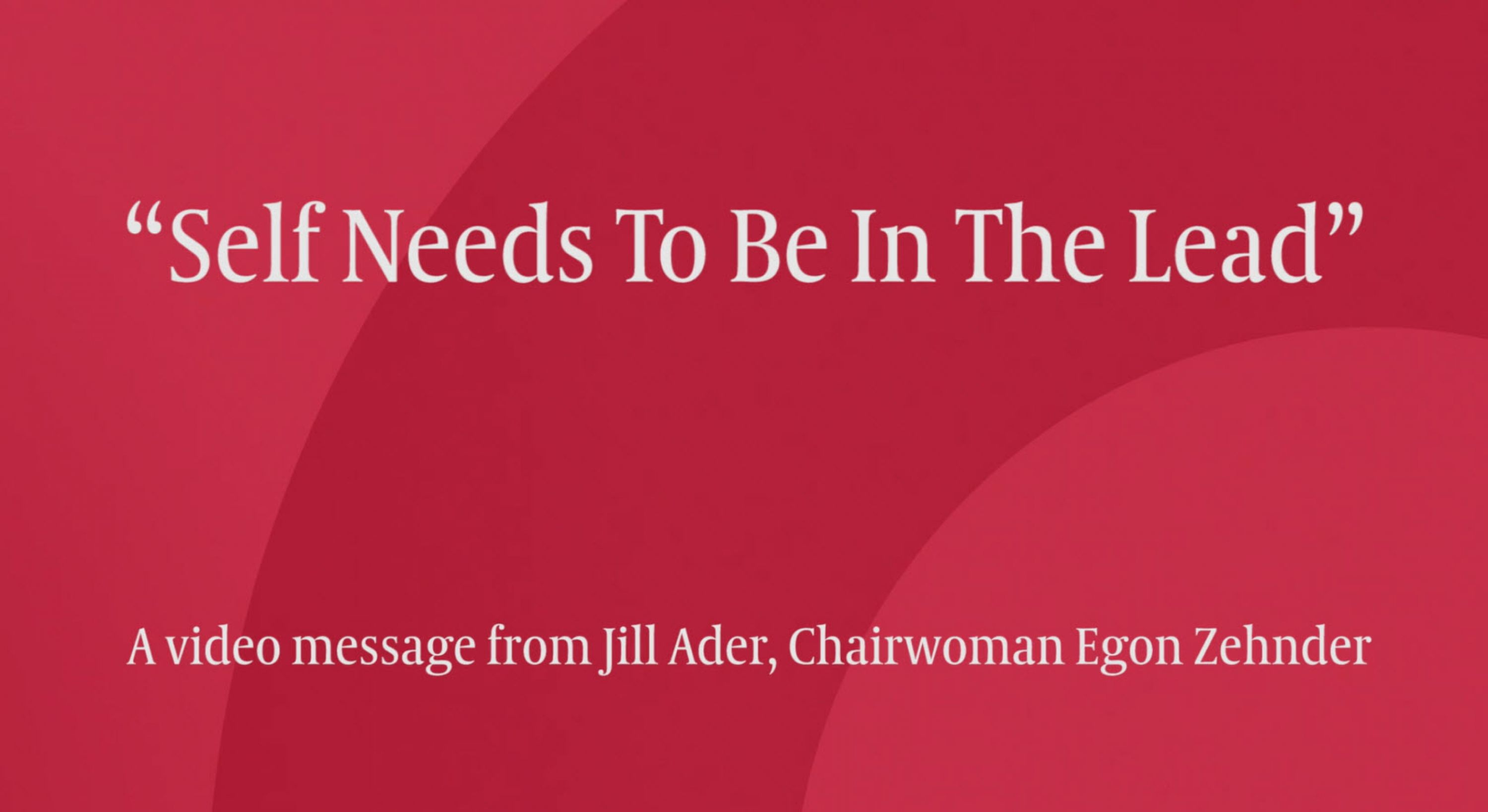 观看主席吉尔·阿德（Jill Ader）给领导人的信息